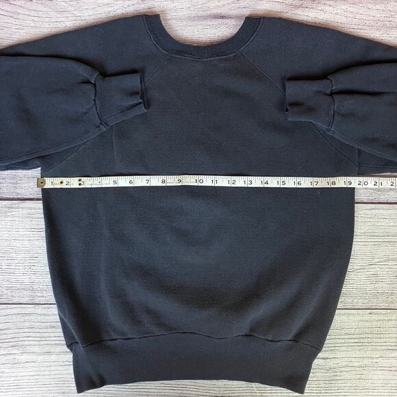 Vintage 1980s Wichita State University Shockers College Crewneck - Picture 4 of 8